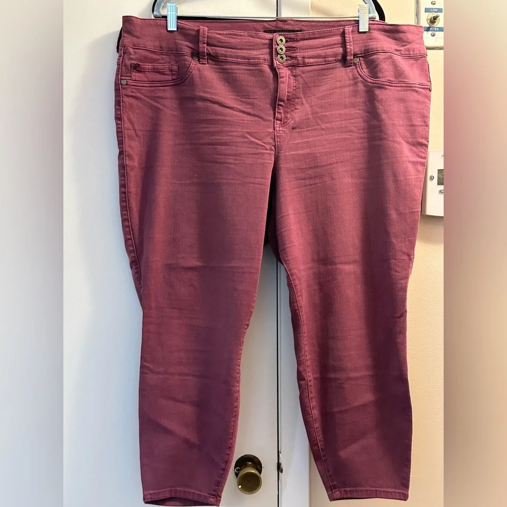 Torrid jeans - Picture 1 of 3